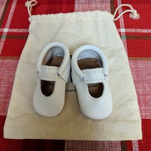 NWOT White Mary Jane Freshly Picked